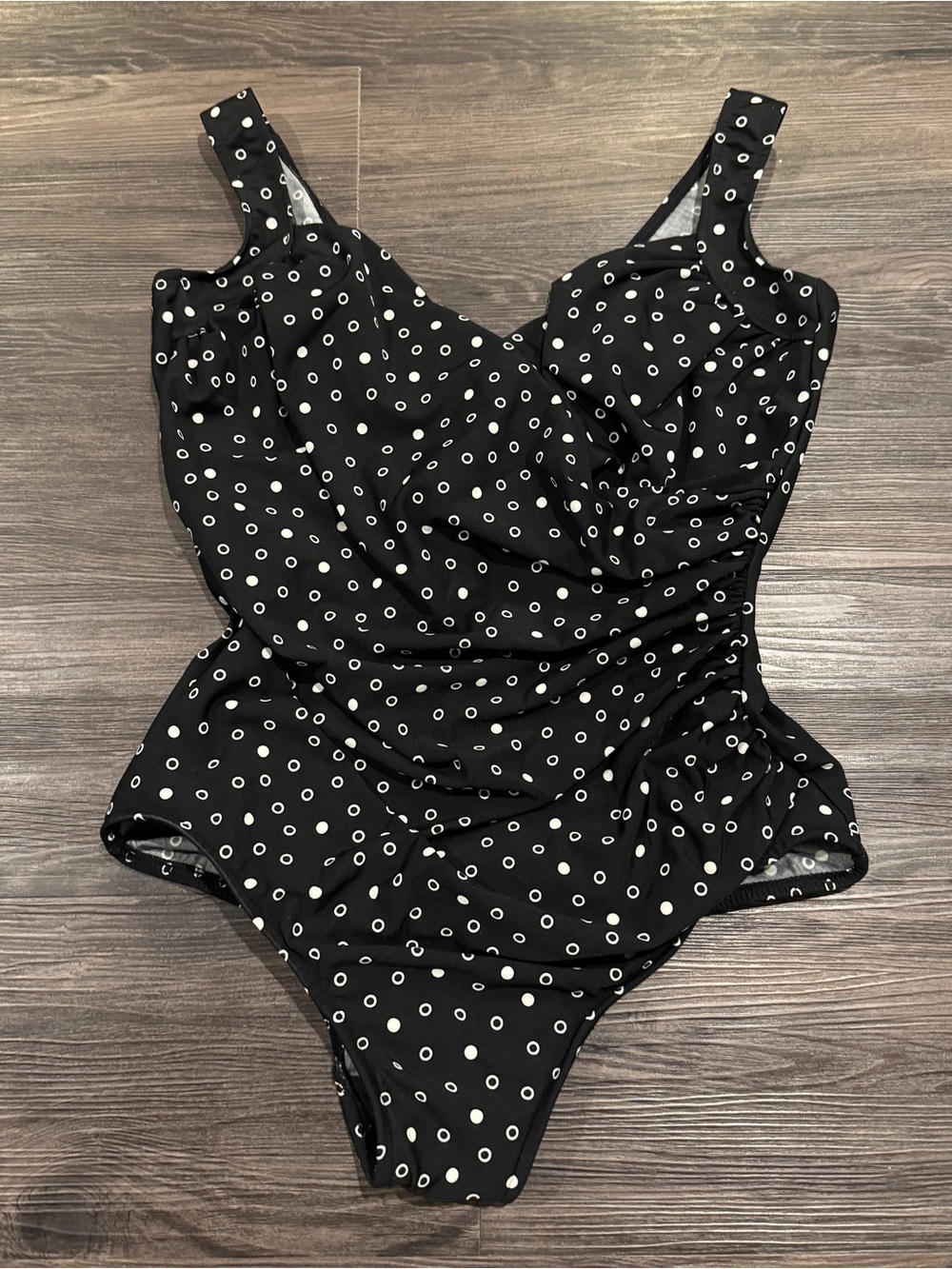 Miraclesuit Escape Black White Dot Sz 18W Underwire One Piece High Back Swimsuit